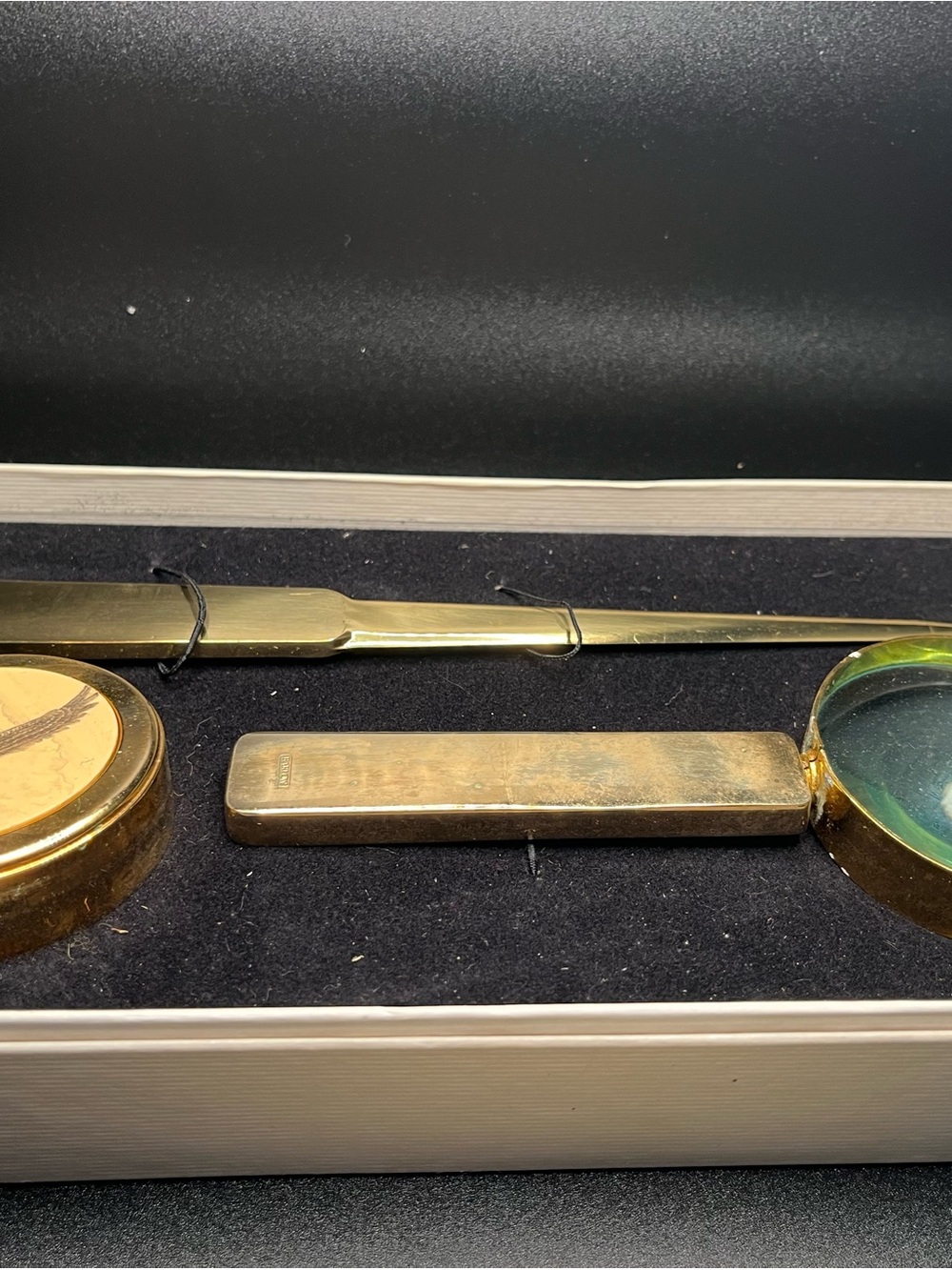 Vintage Barlow 80’s Scrimshaw Eagles Magnifying Glass Paperweight Letter Opener